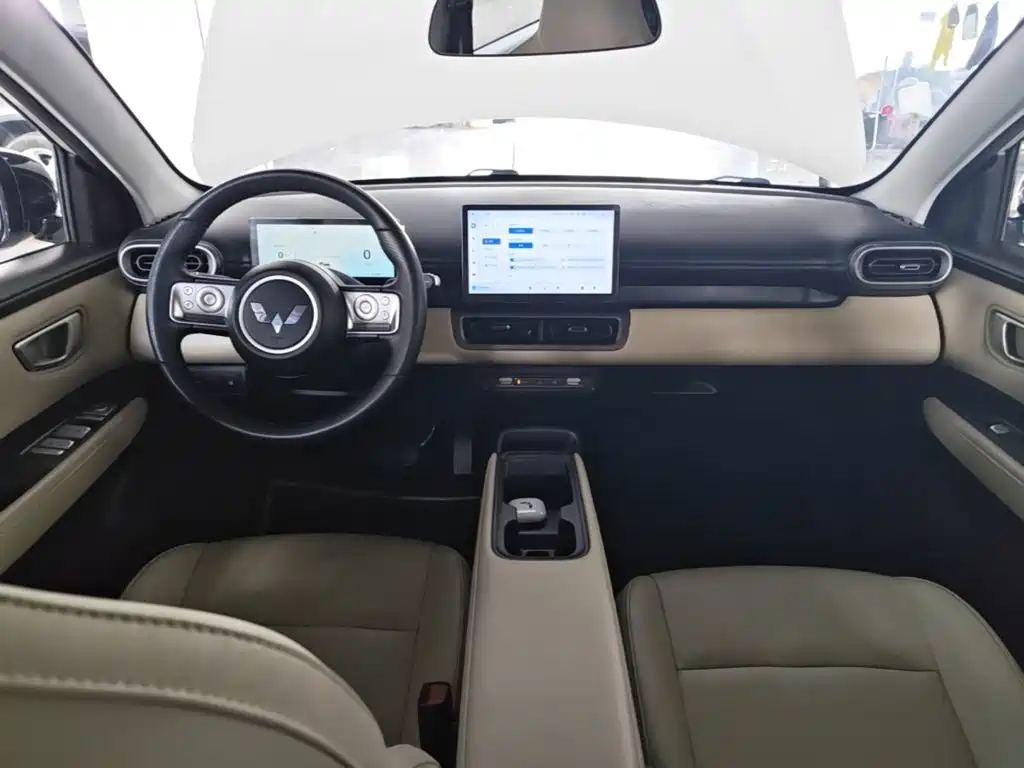 Wuling Motors Wuling Binguo PLUS 2025 2024 Model 330km 5-Seater