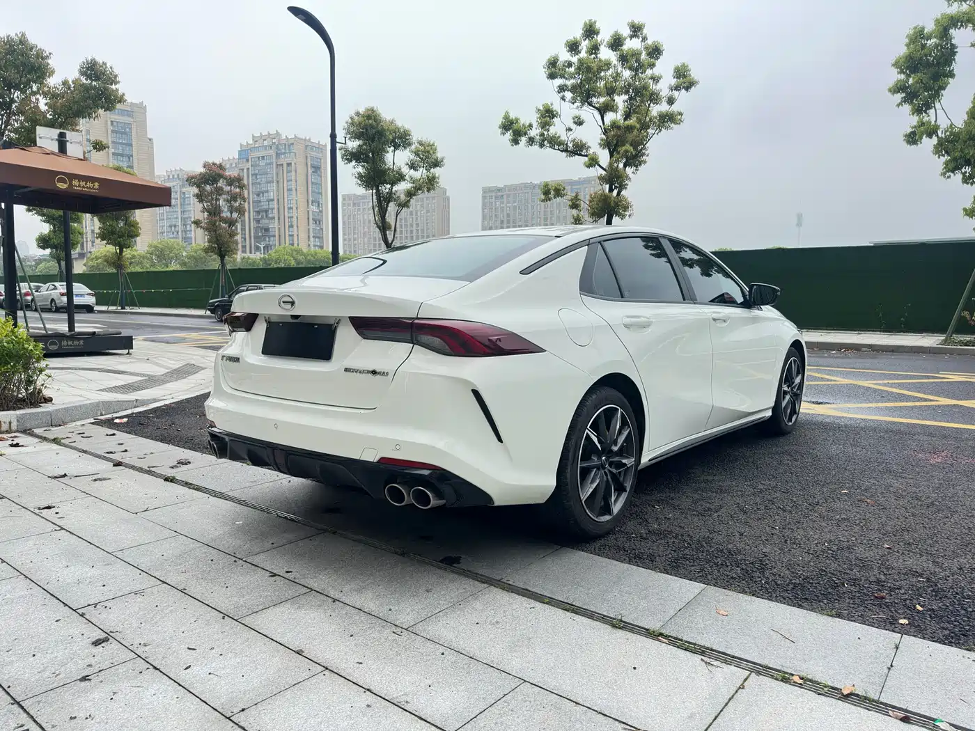 GAC Trumpchi Trumpchi Emkoo 2023 270T DCT J15 Edition фото 5