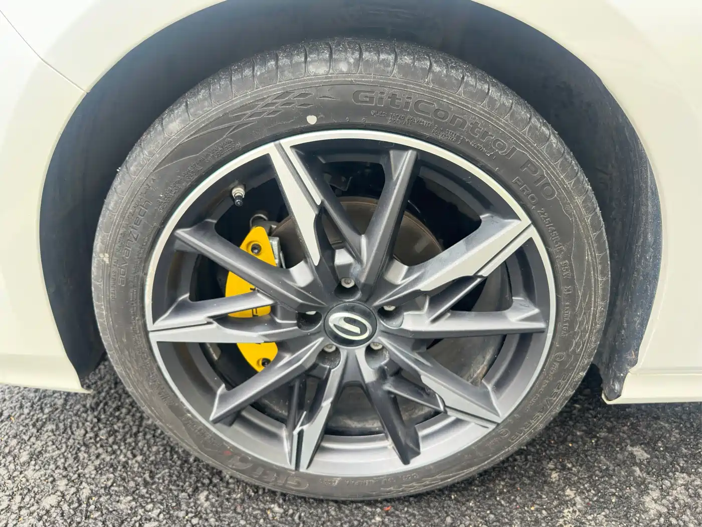 GAC Trumpchi Trumpchi Emkoo 2023 270T DCT J15 Edition фото 24
