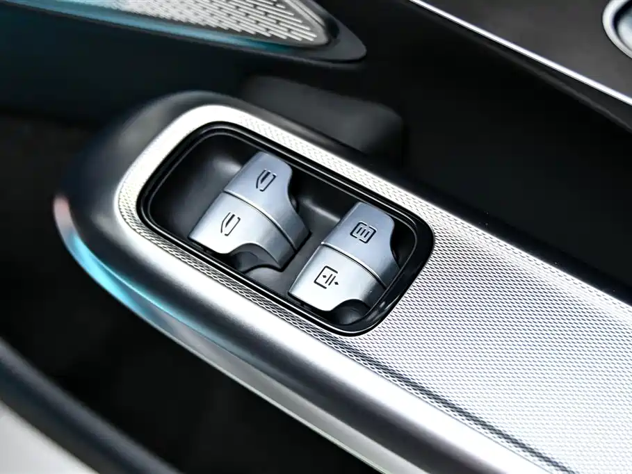 Mercedes-Benz E-Class 2025 Facelift E 300 L Premium фото 28