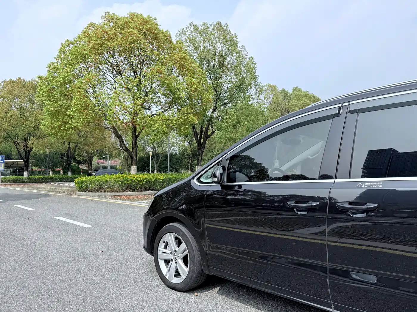 Volkswagen Sharan 2016 380TSI Comfort 7-seater фото 14