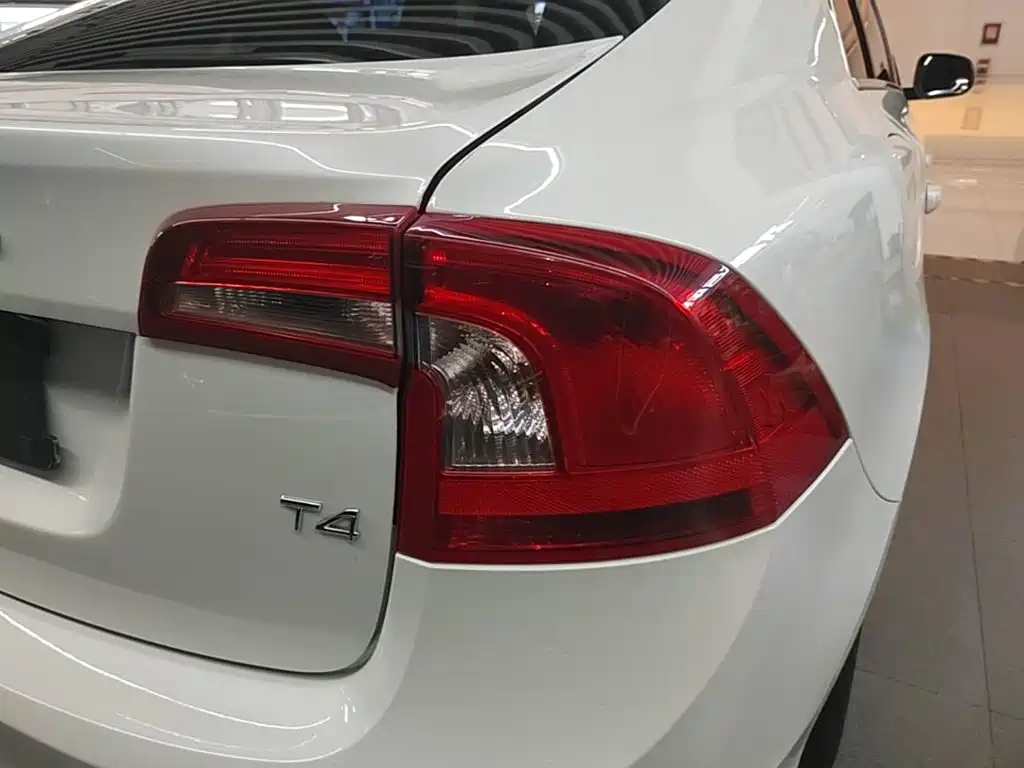 Volvo S60 2017 2017 S60L T4 Momentum