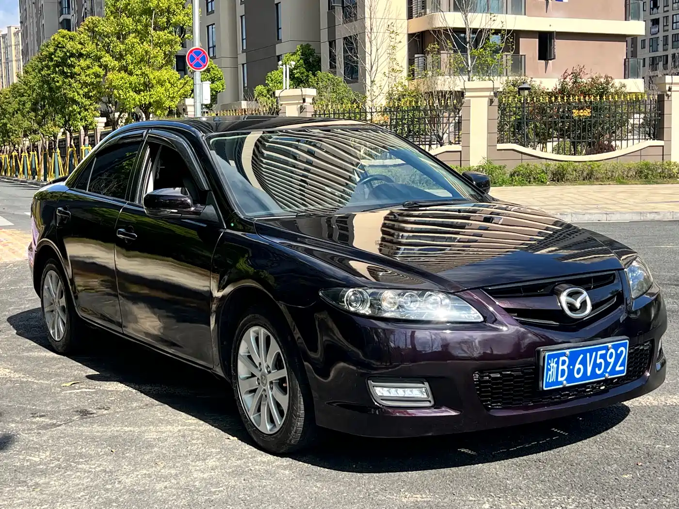 Фото 3 - Mazda 6