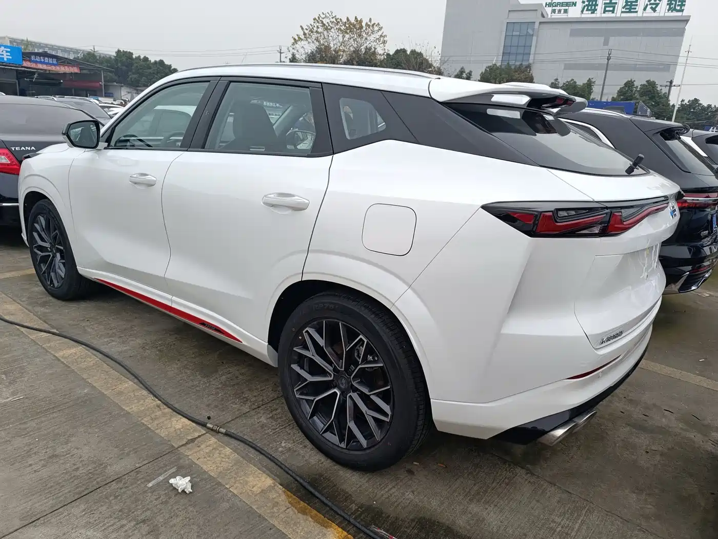 Changan Oshan Z6 2022 2022 Blue Whale 1.5T DCT Intelligent Enjoyment