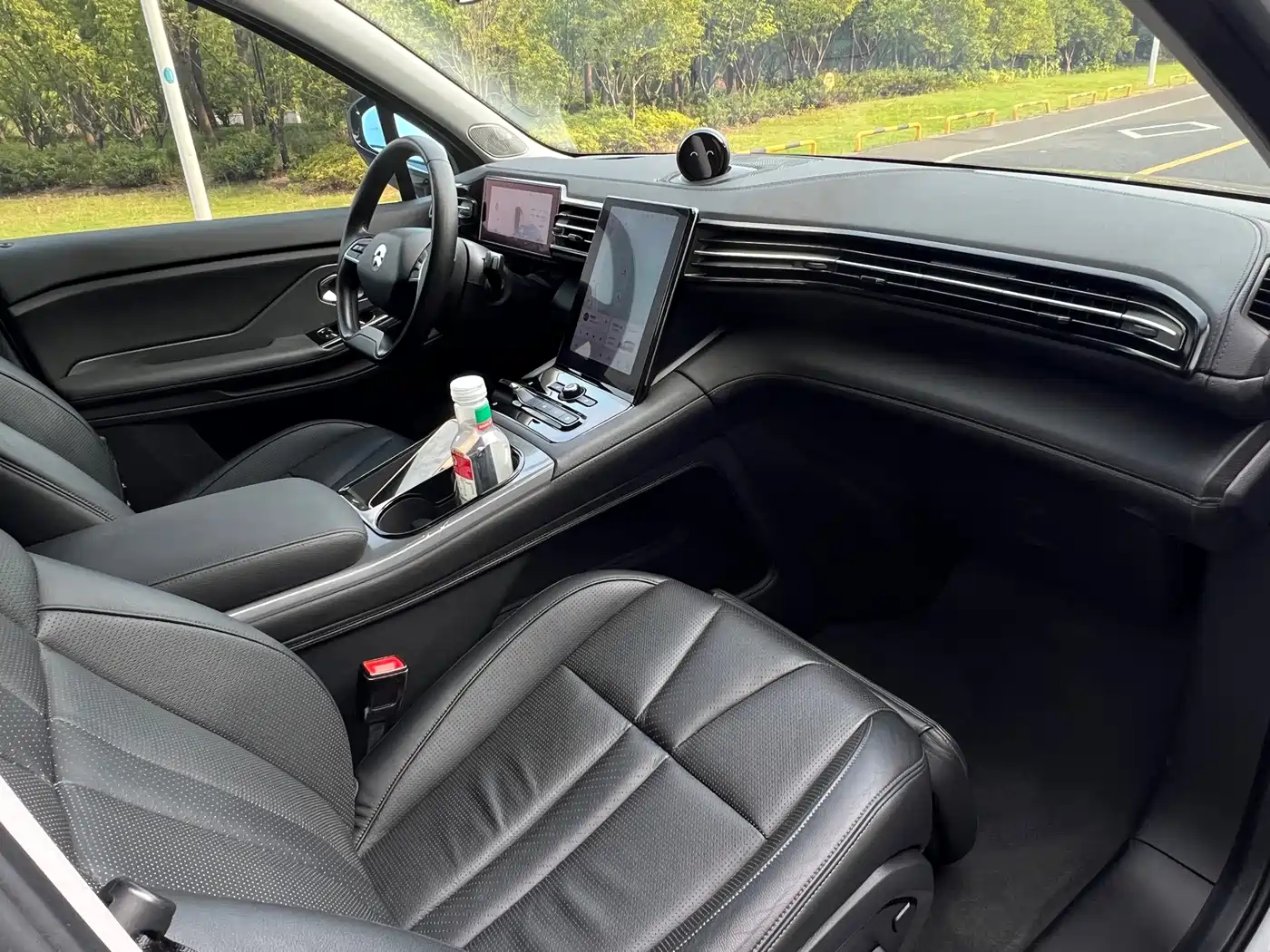 NIO ES8 2018 2018 355KM Base Model 7-Seater Version