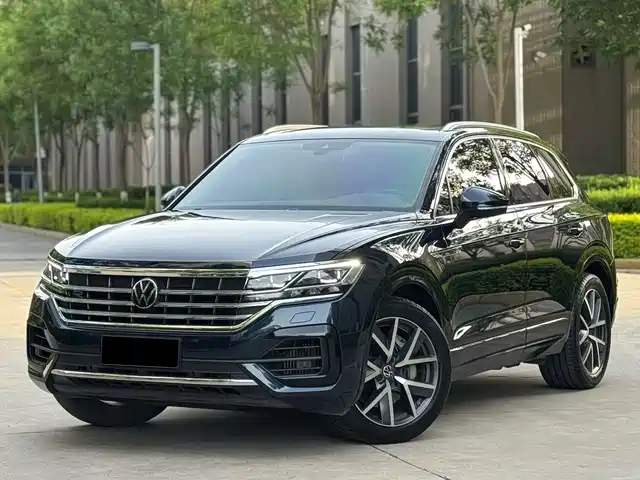 VOLKSWAGEN TOUAREG 2024