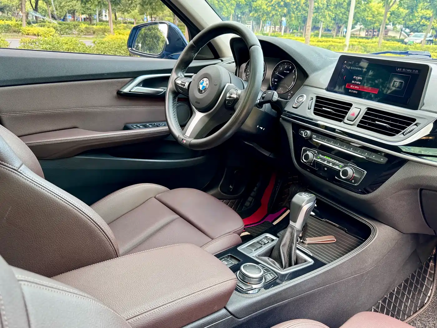 BMW 1 Series 2019 118i M Sport Package фото 6
