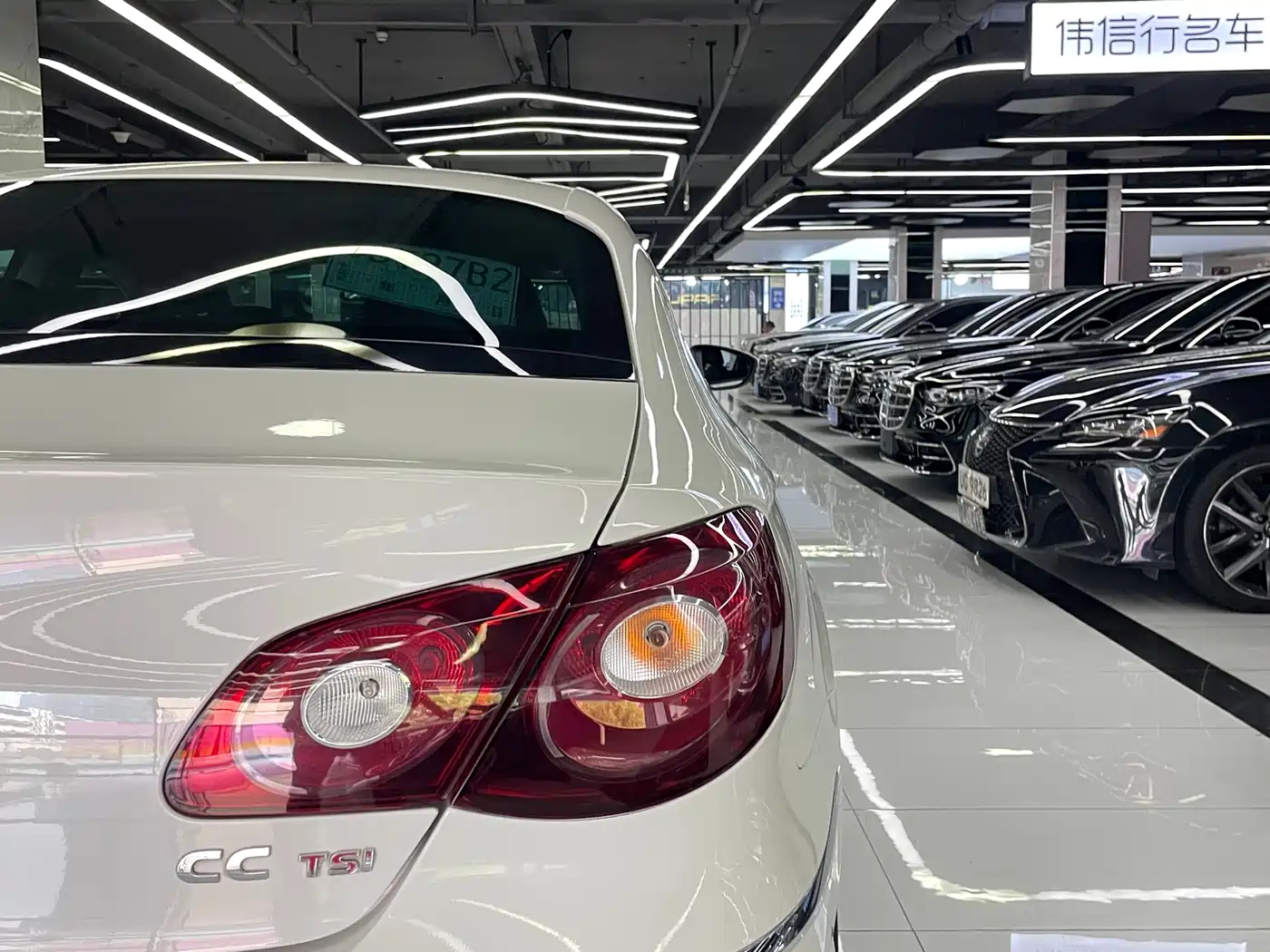 Volkswagen FAW-Volkswagen CC 2012 Model 2.0TSI Luxury фото 44