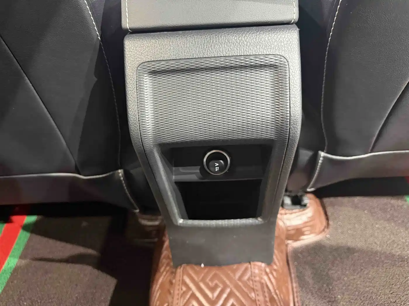 Škoda Kamiq 2022 1.5L Automatic Comfort Edition фото 8