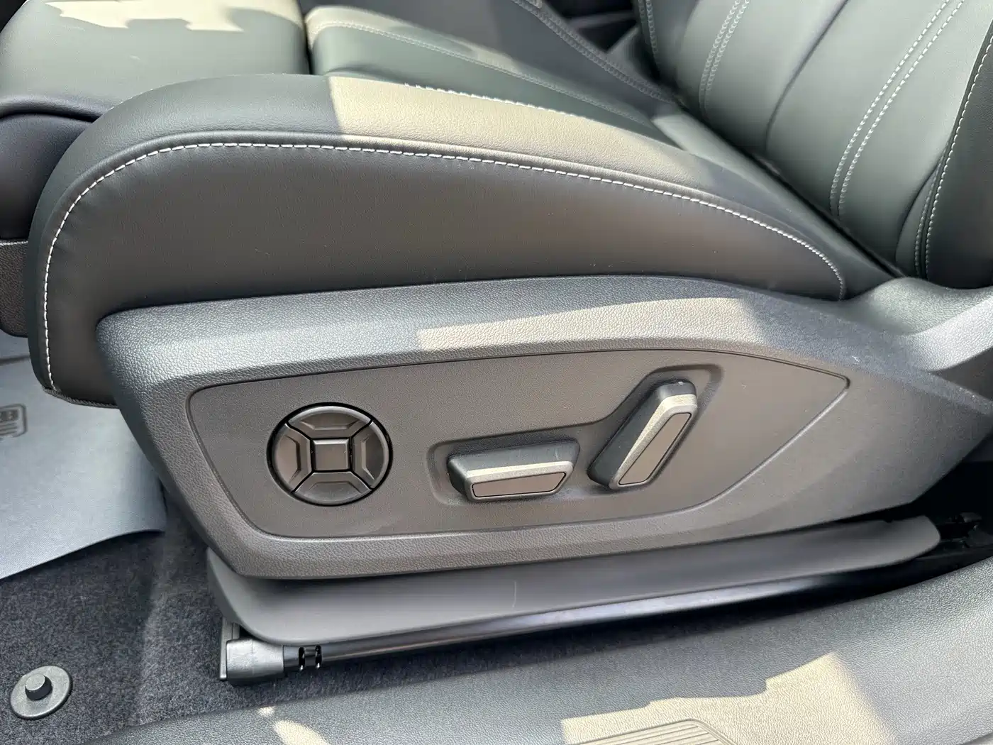 Audi Q4 e-tron 2026 2024 40 e-tron Pioneer Edition