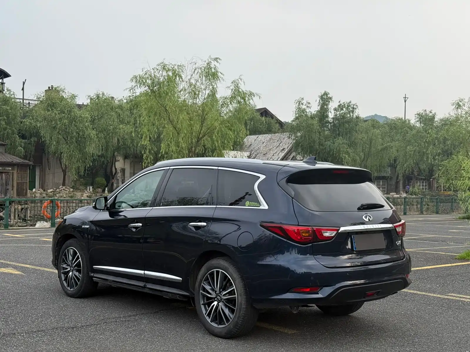 Photo 5 - Infiniti QX60 (Import)