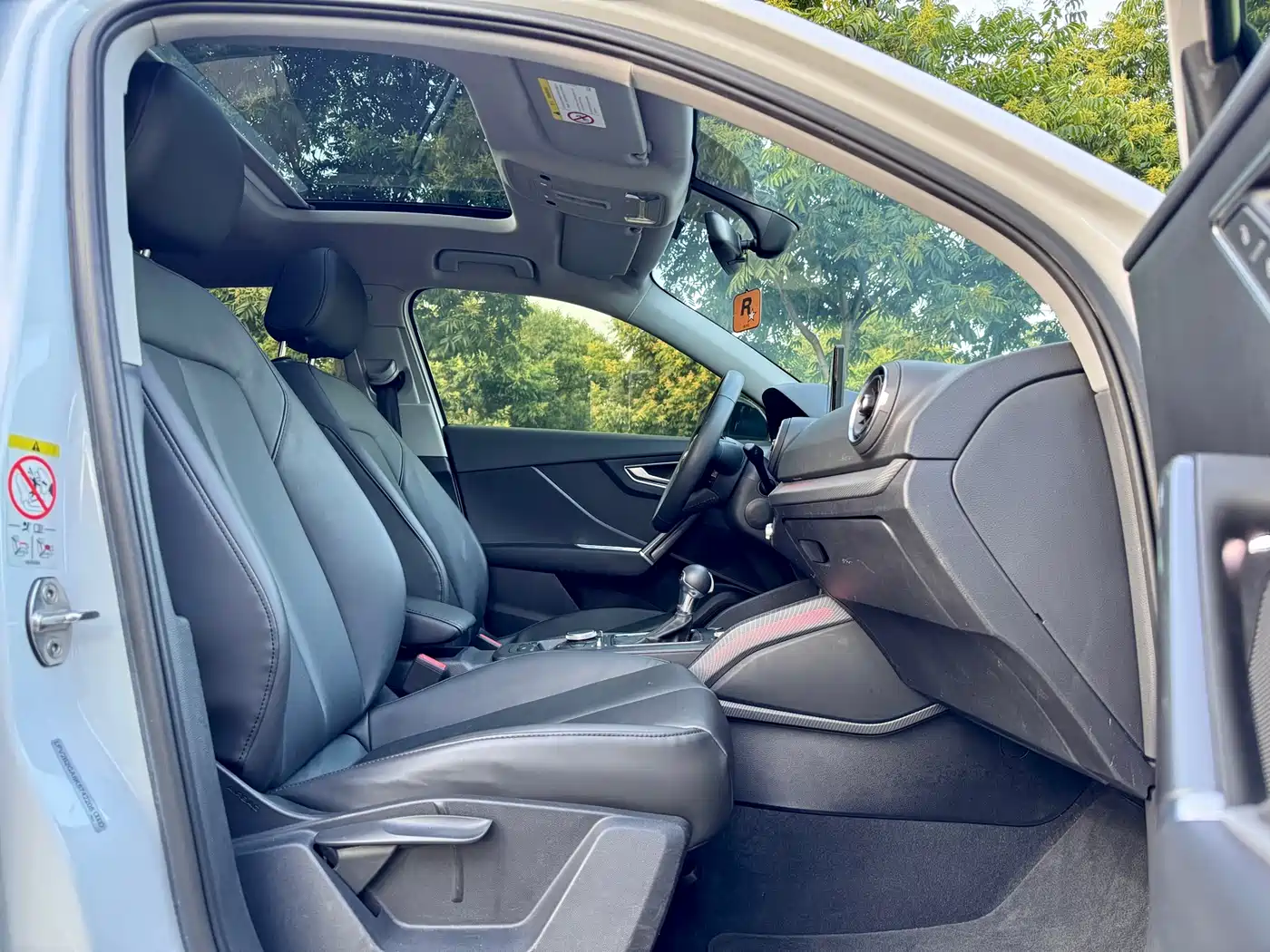 Audi Q2L 2018 35 TFSI Launch Exclusive Edition China VI фото 9