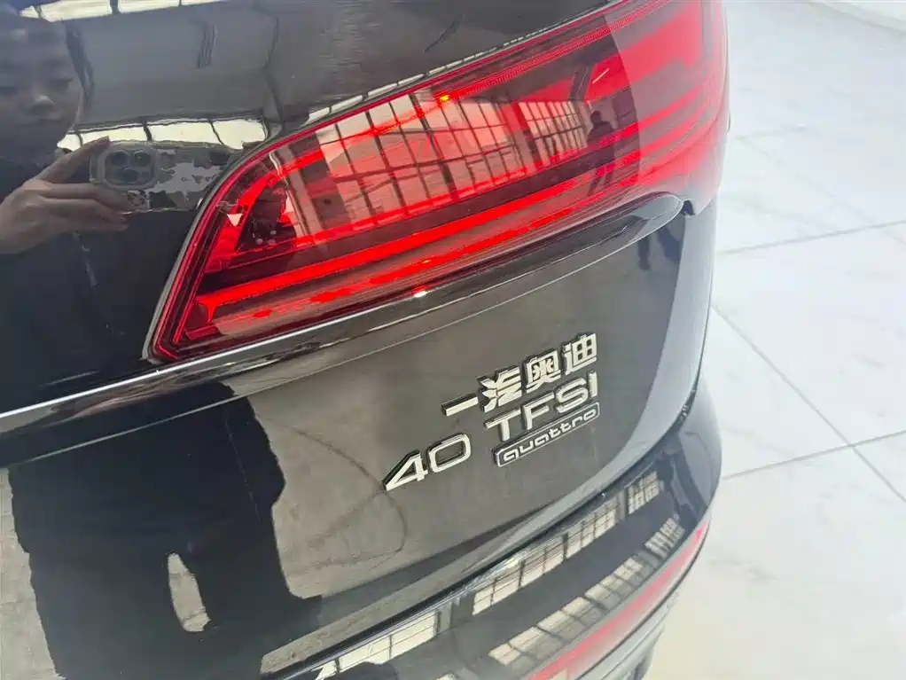 Audi Q5L 2024 Model 40 TFSI Luxury Dynamic фото 16