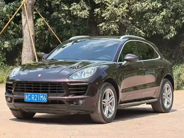 Porsche Macan 2014 Macan 2.0T — фото 1