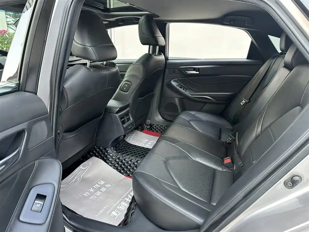 Toyota Avalon 2021 2.5L Luxury Edition фото 11