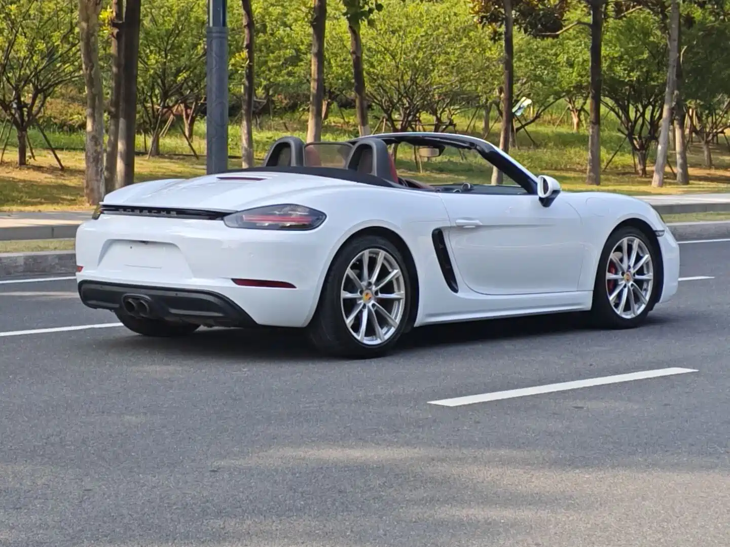 صورة 5 - Porsche 718