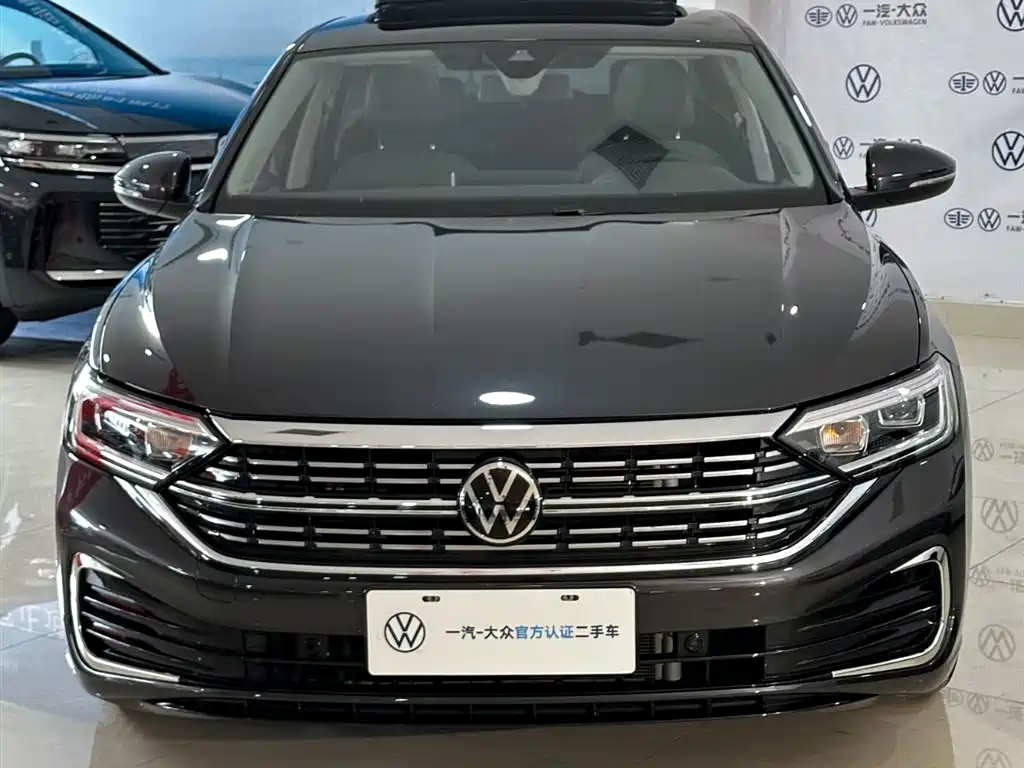 Volkswagen Sagitar 2025 300TSI DSG Surpass Edition фото 18
