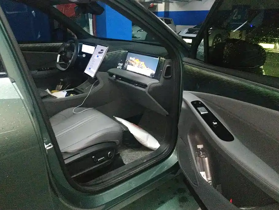 GEELY GALAXY GALAXY L7