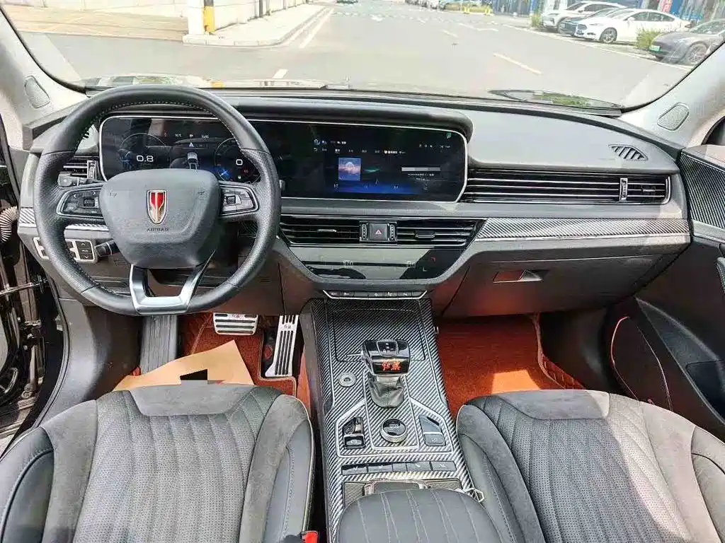 صورة 4 - Hongqi HS5
