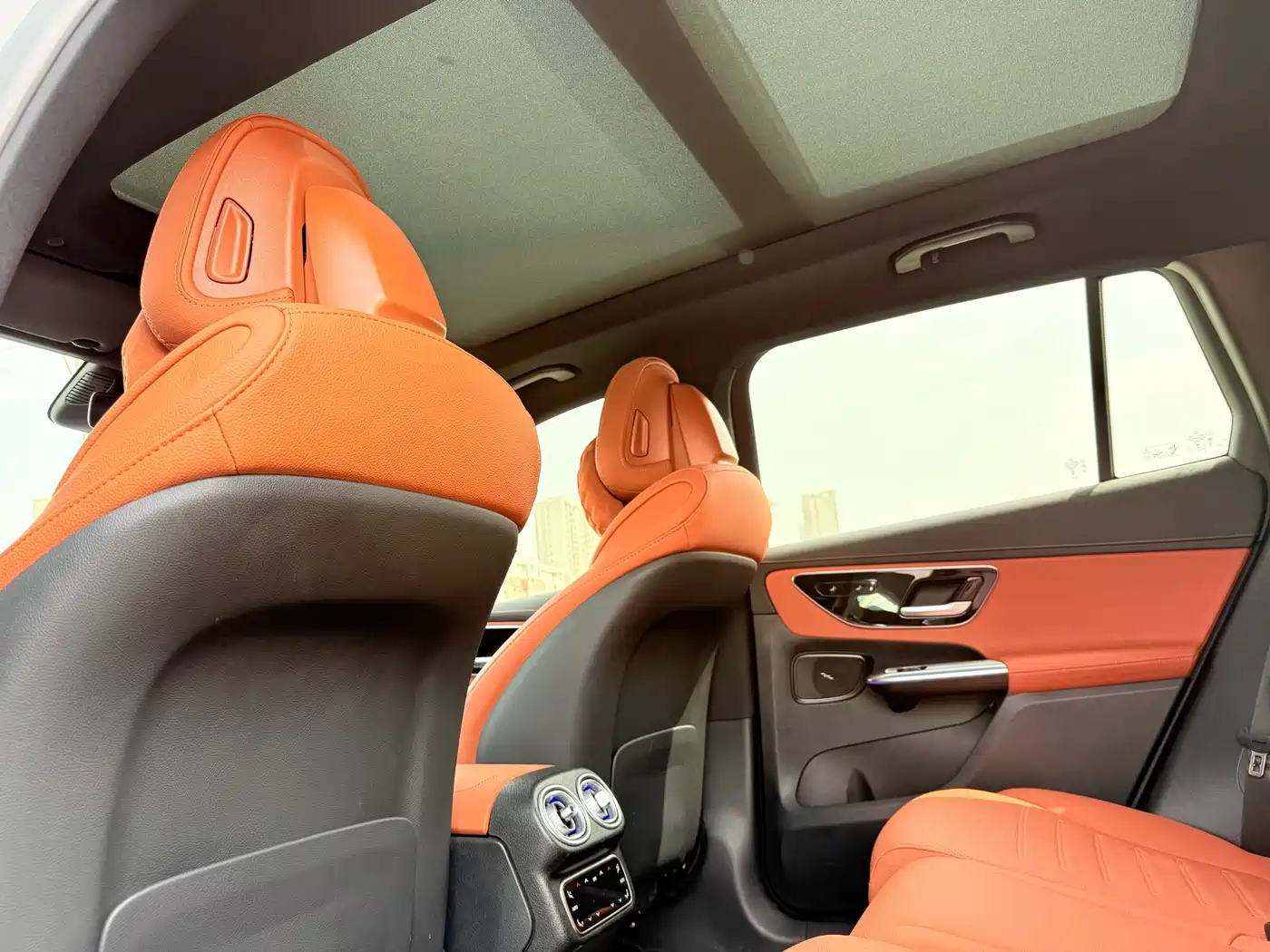 Mercedes-Benz GLC 2025 GLC 300 L 4MATIC Dynamic 5-seater фото 9