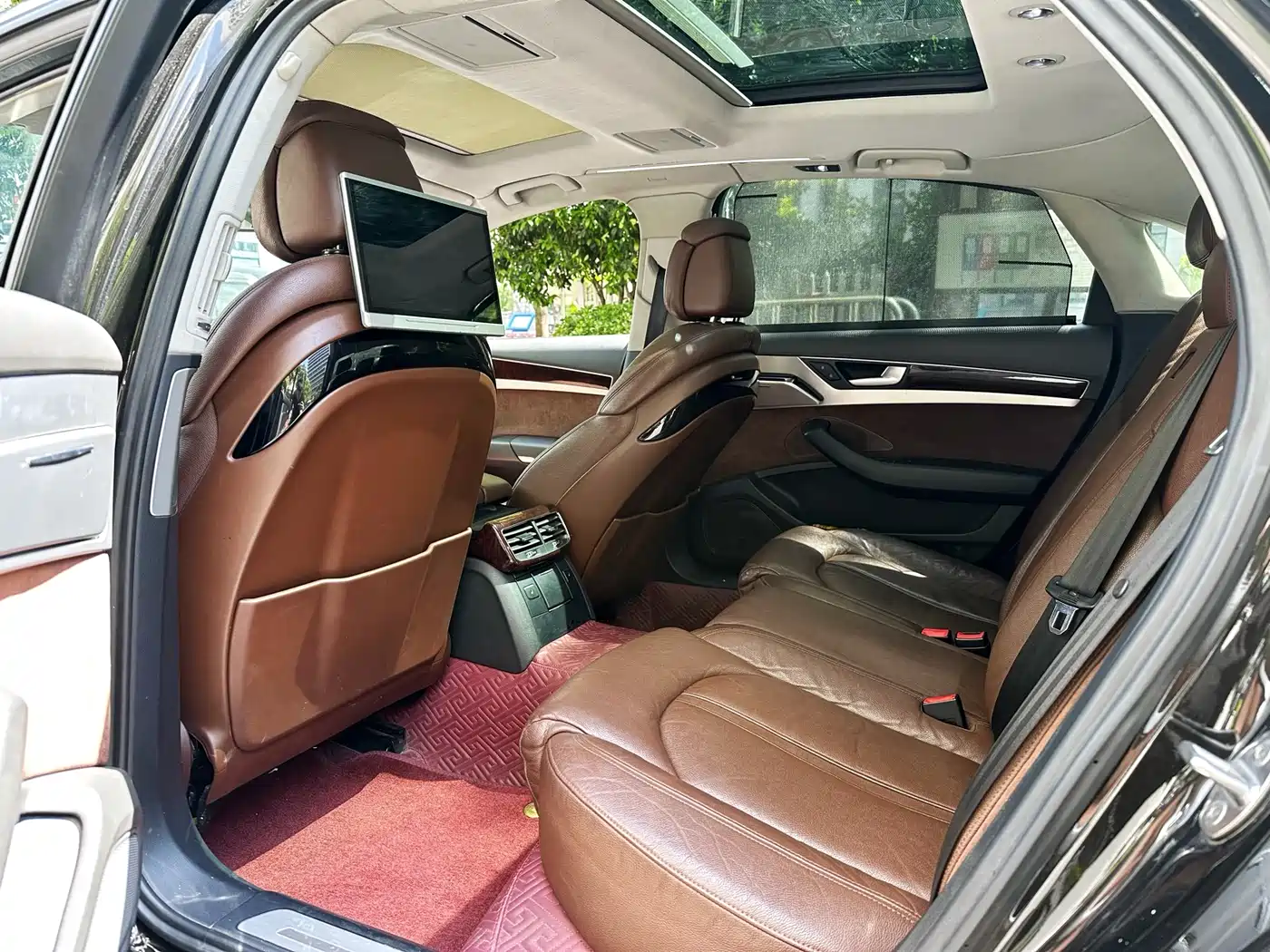 Audi A8 2013 A8L 30 FSI Comfort фото 17