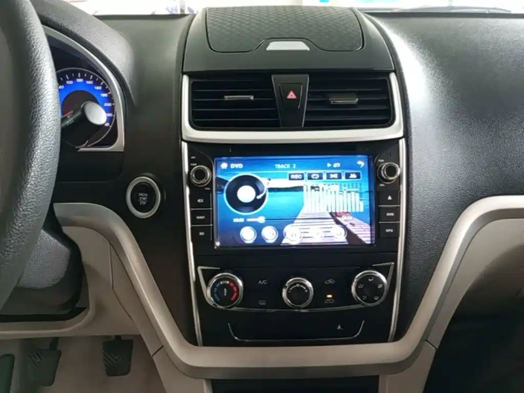 Photo 13 - Geely Emgrand