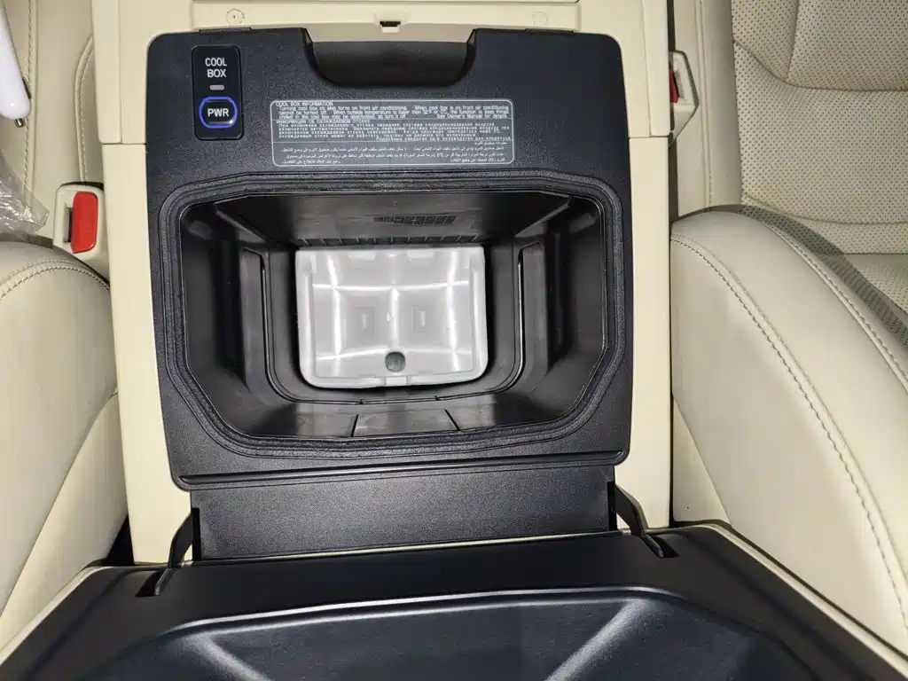 Photo 13 - Lexus LX
