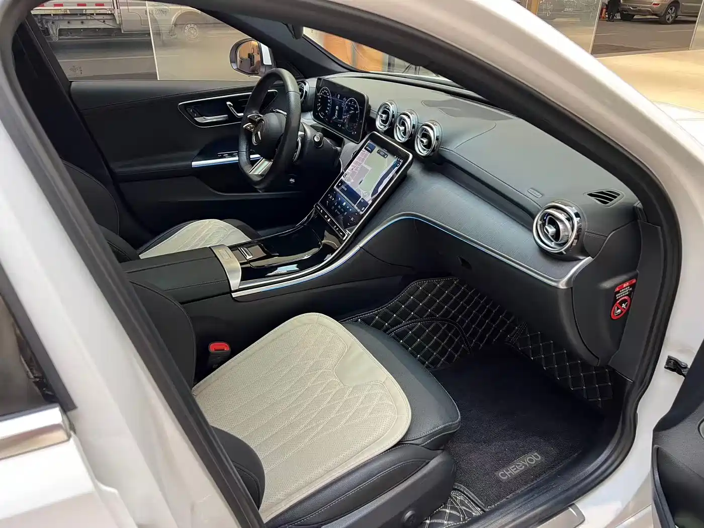 Mercedes-Benz C-Class 2023 Facelift II C 260 L Sport Edition фото 9