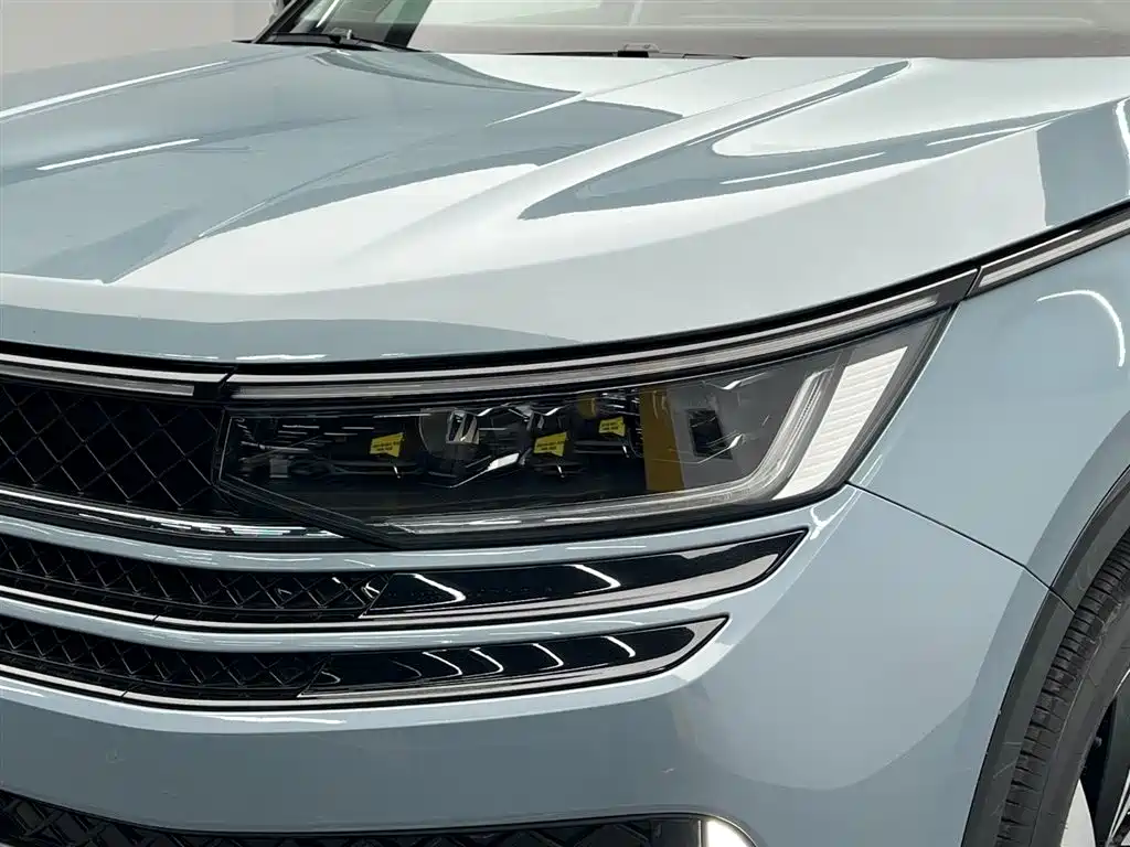 Volkswagen Talagon 2023 380TSI 4WD R-Line Touring Edition фото 9