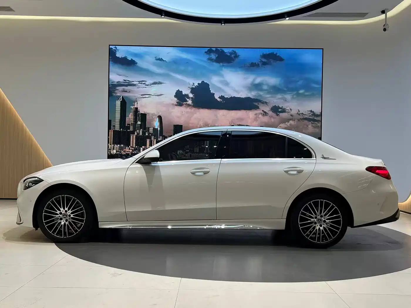 Mercedes-Benz C-Class 2023 Facelift II C 260 L Sport Edition фото 3