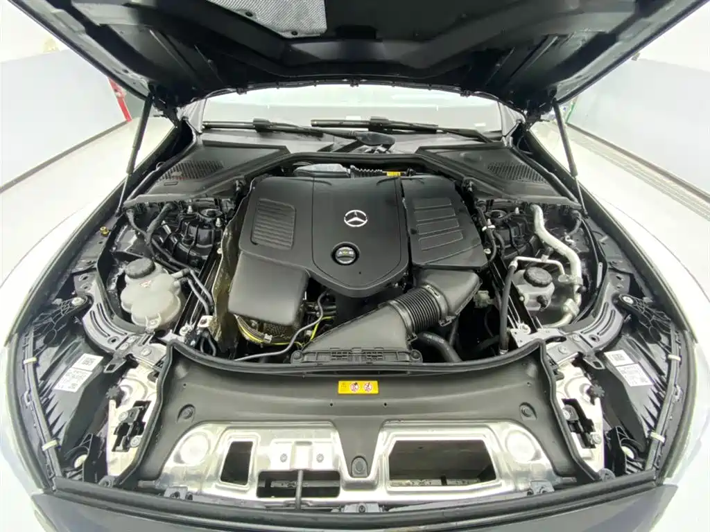 Mercedes-Benz E-Class 2025 Facelift E 300 L Luxury фото 12