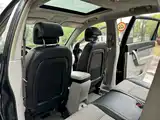Photo 9 - Chevrolet Captiva