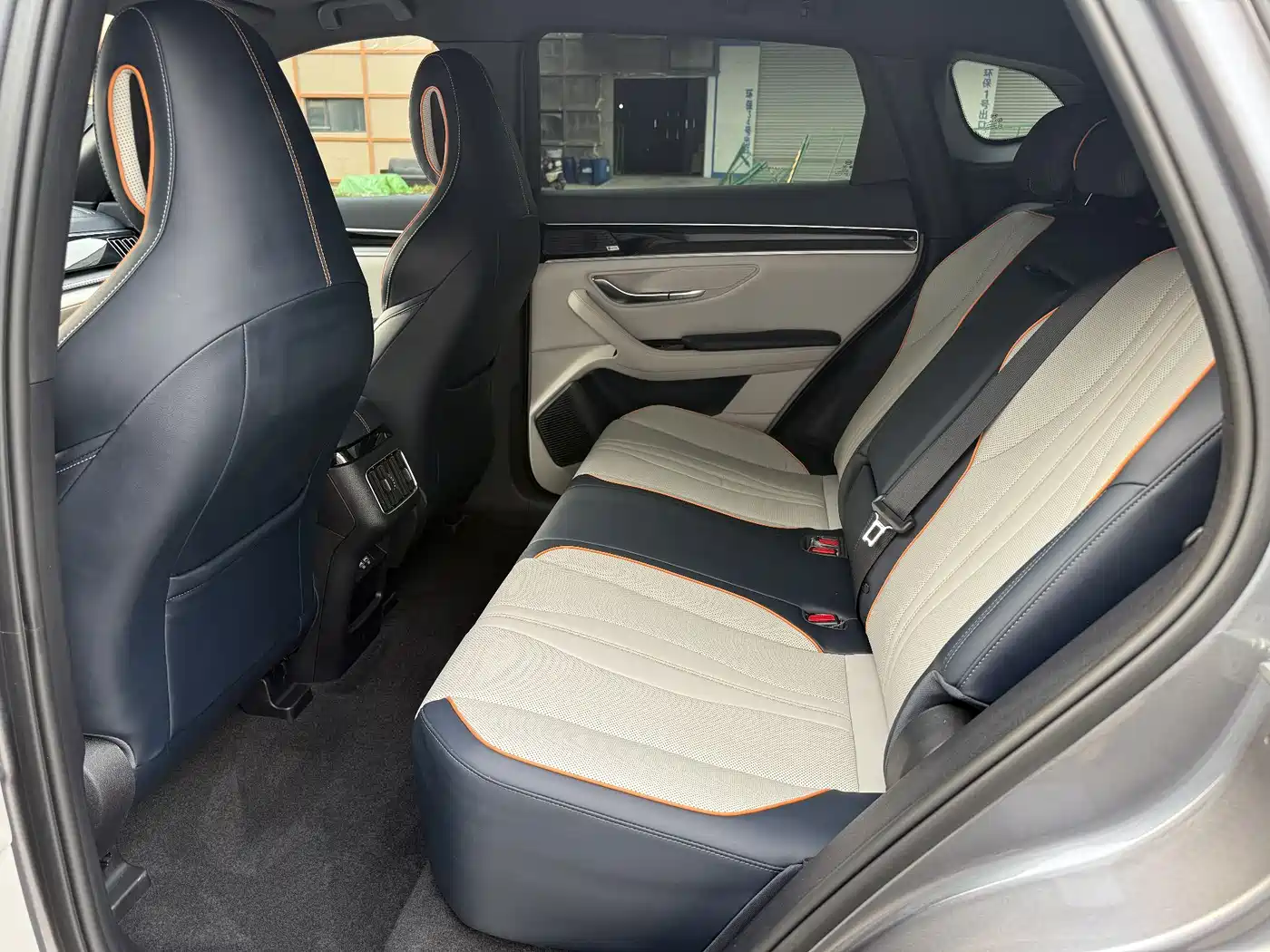 BYD Song PLUS PHEV 2021 EV Flagship фото 9