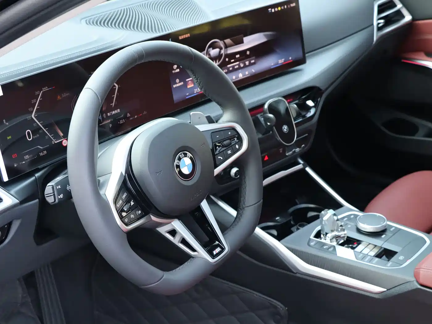 BMW 3 Series 2025 325Li M Sport Package фото 12