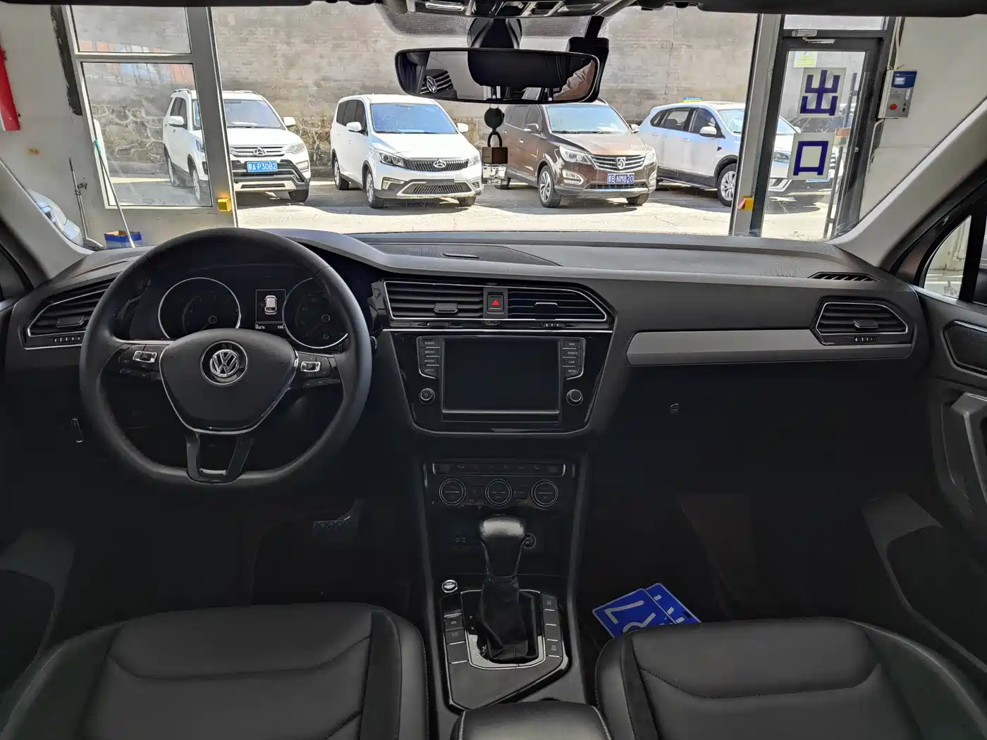Volkswagen Tiguan L 2018 330TSI Automatic 2WD Luxury Edition фото 6
