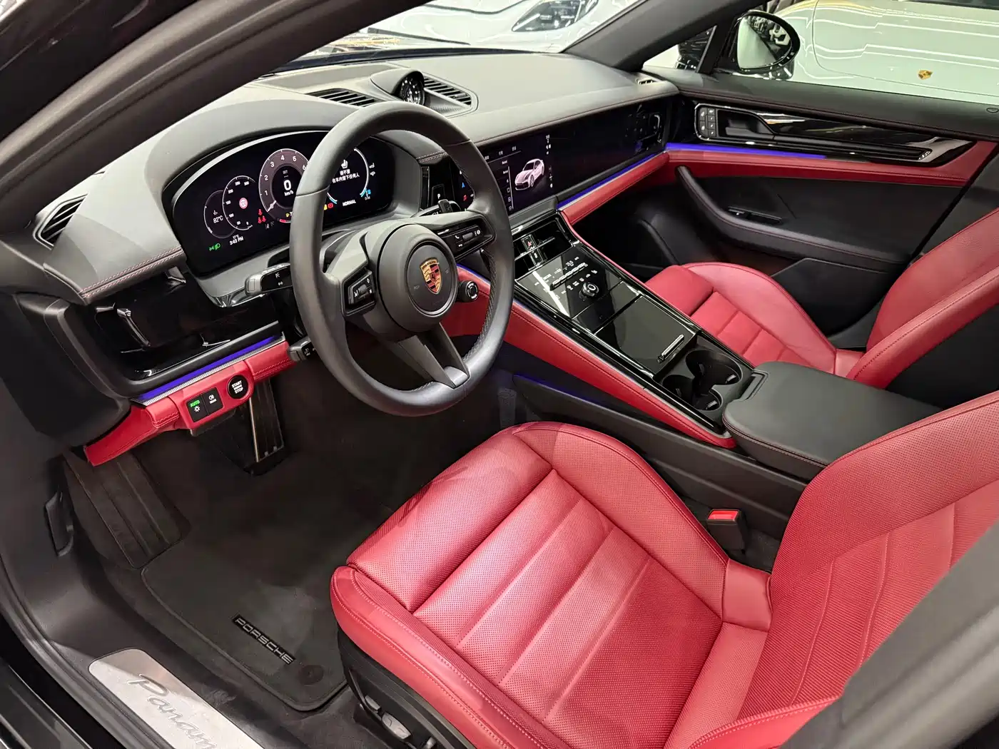 Porsche Panamera 2024 Panamera 4 Executive Long Wheelbase 2.9T фото 8
