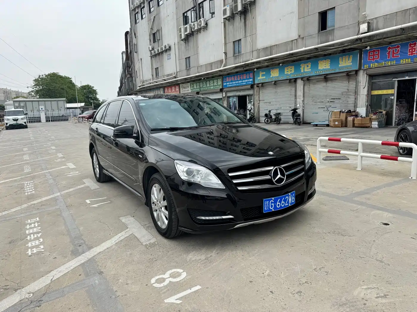 Mercedes-Benz R-Class 2017 R 320 4MATIC Business Collector's Edition фото 2