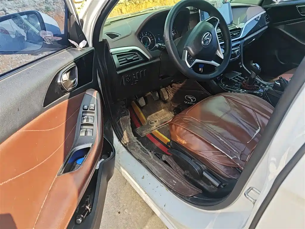 Soueast A5 Wing Dance 2019 2019 1.5L Manual Premium Edition China V