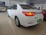 Фото 5 - Geely Vision