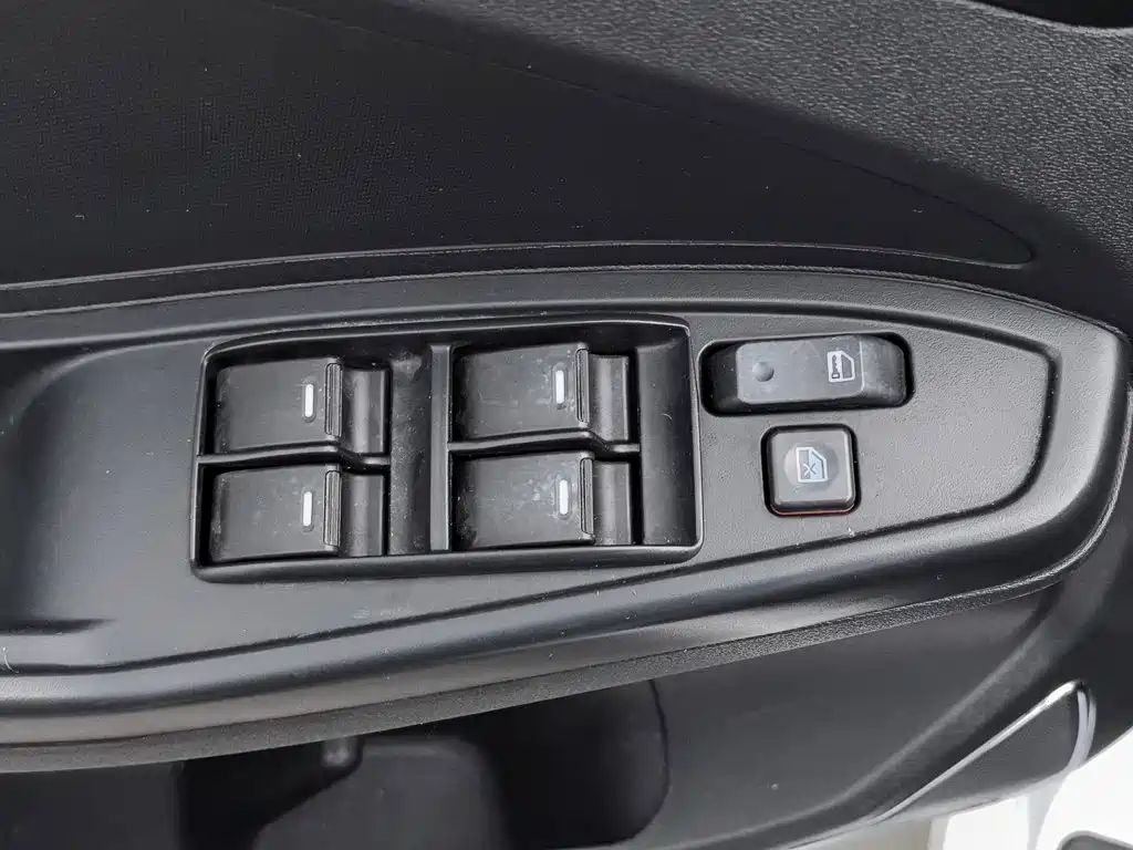 Фото 9 - Geely Vision