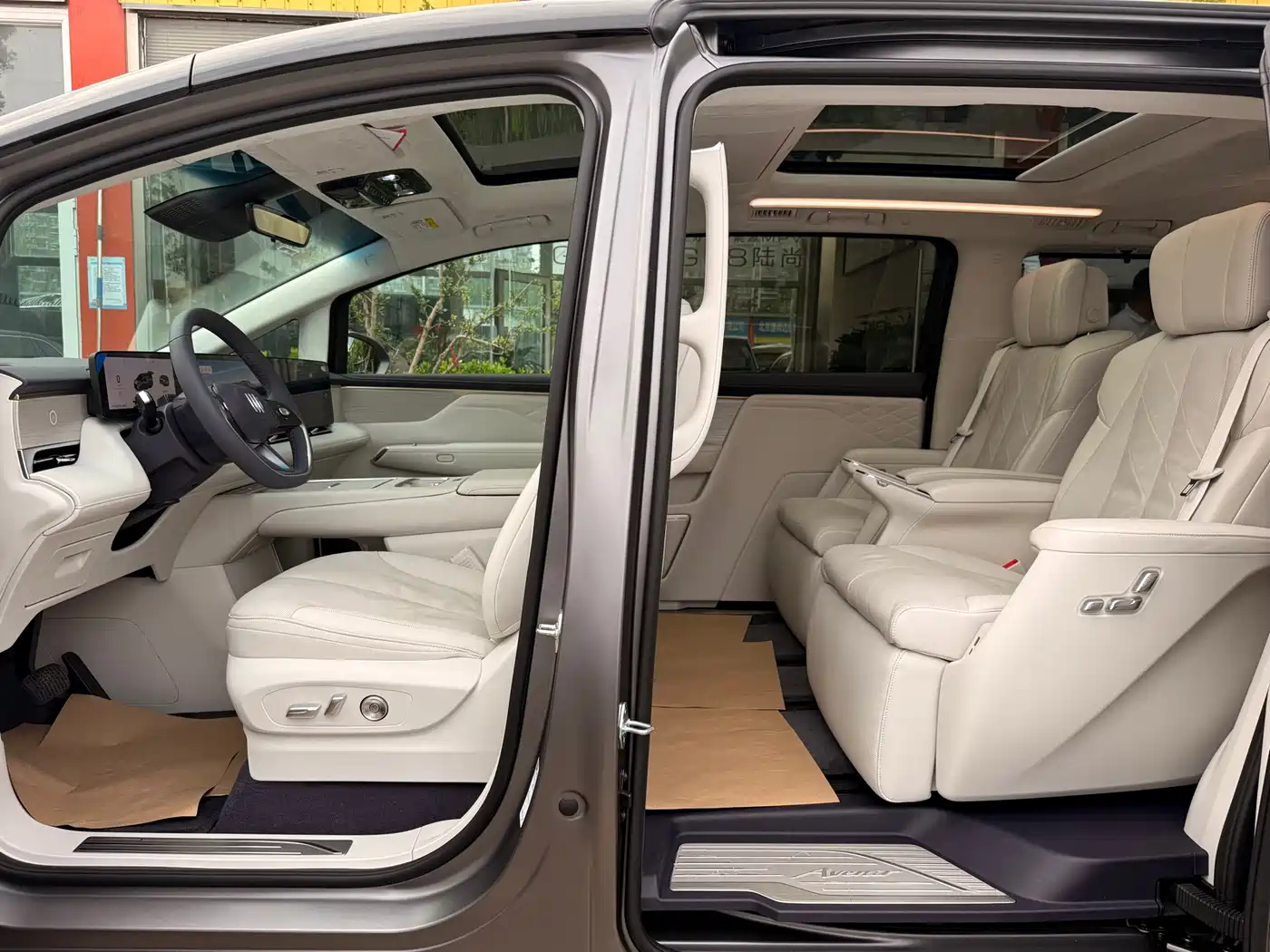 Buick Zhijing Shijia 2026 Model PHEV Base Version фото 12