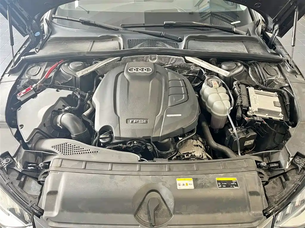 Audi A4L 2020 40 TFSI Fashion Dynamic Edition фото 13