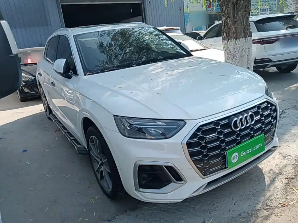 Фото 4 - Audi Q5L