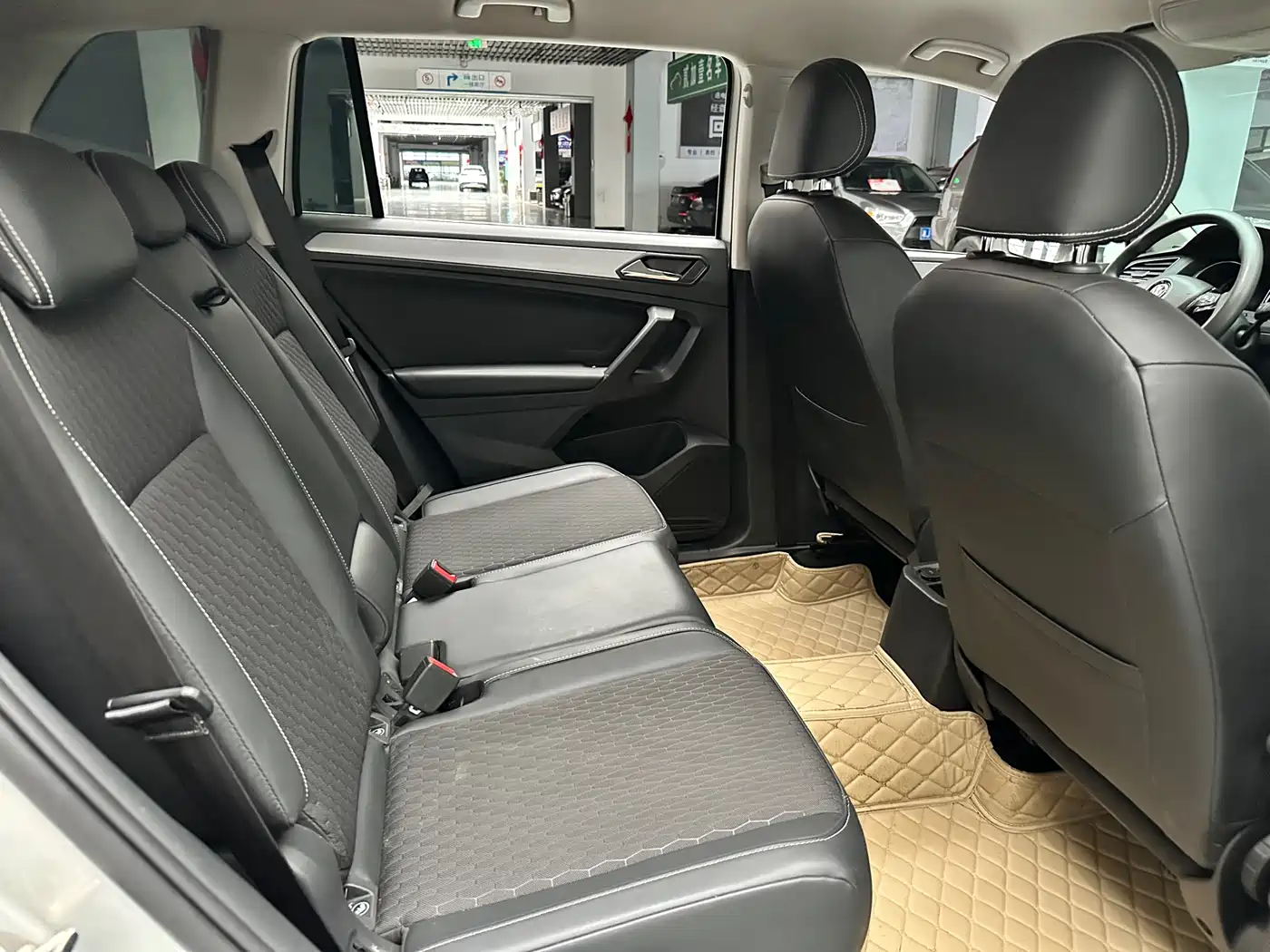 Volkswagen Tiguan L 2018 330TSI Automatic 2WD Trend Edition фото 10