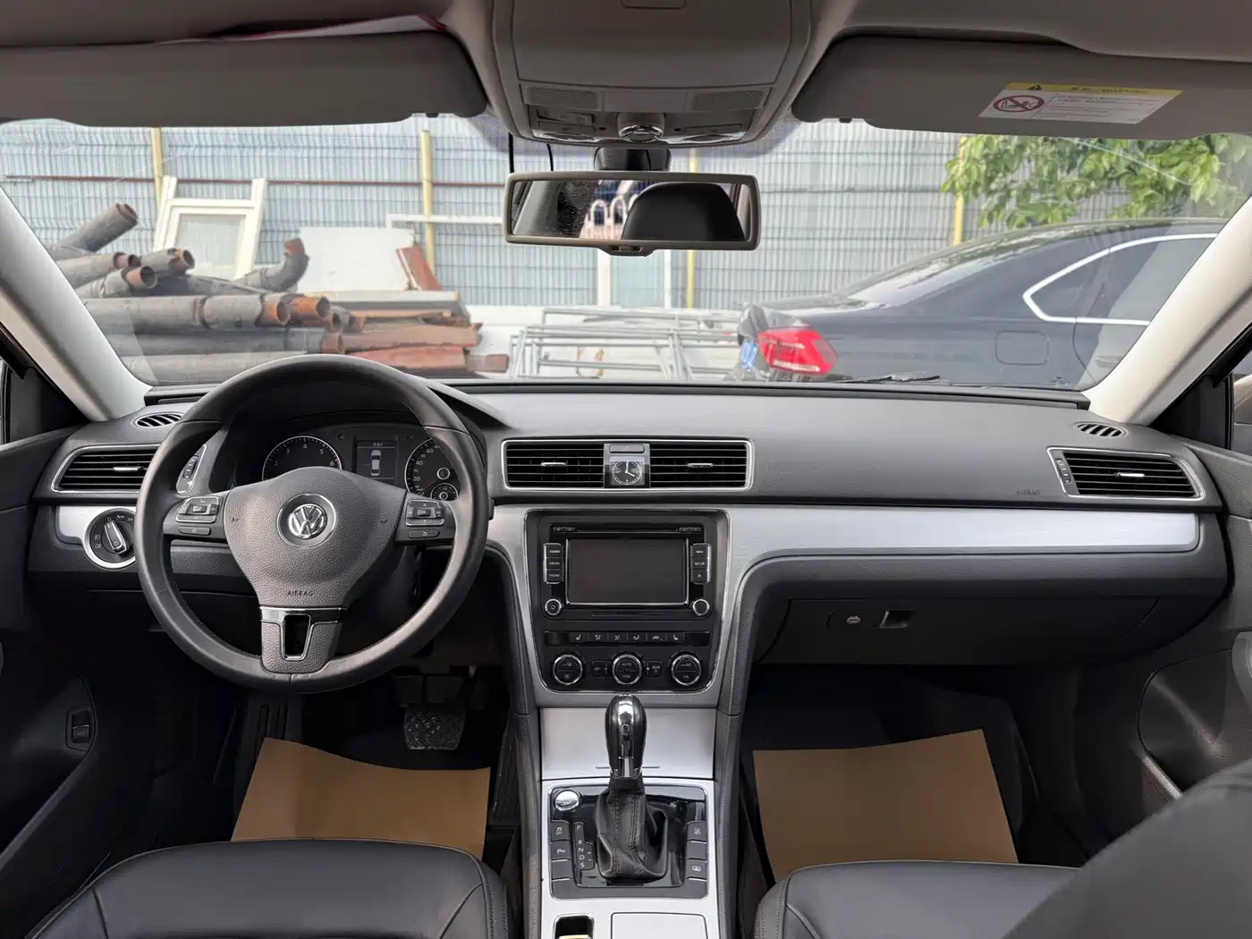 Volkswagen Passat 2014 1.8TSI DSG Executive Edition фото 12