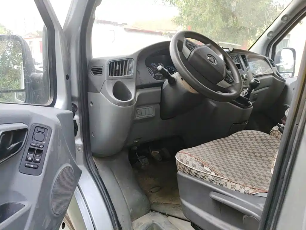 Foton Tuyano 2022 2021 2.0T Manual Tongtu Short Wheelbase Medium Roof 3-Seater 4F20TC3