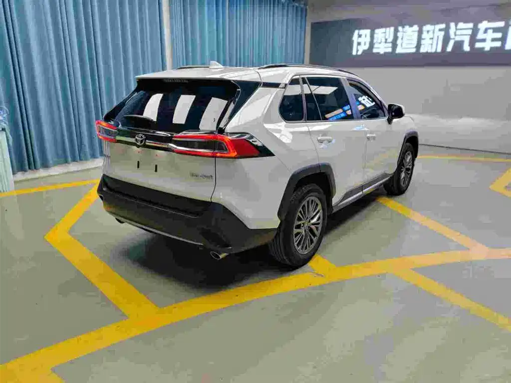TOYOTA WILANDA