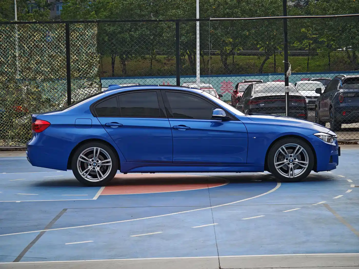 BMW 3 Series 2017 320i M Sport фото 9