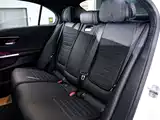 Фото 13 - Mercedes-Benz C-Class