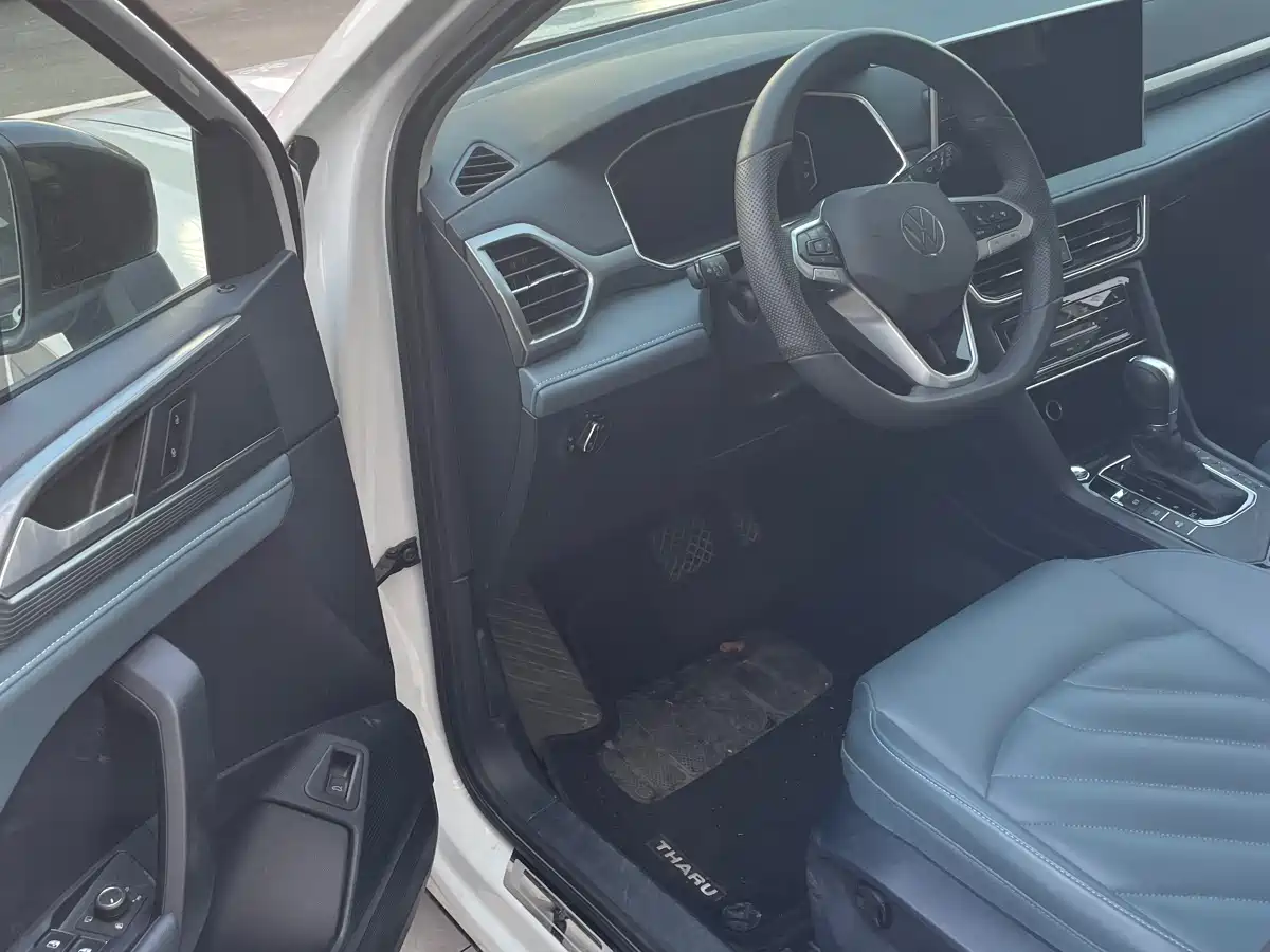 Volkswagen Tharu 2024 300TSI 2WD Moon Premium Edition фото 8